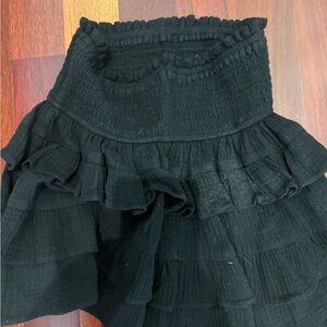 Oliviaceous Black Ruffle Skirt, perfect condition.